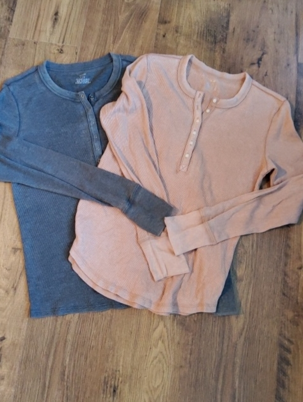 Aerie Bundle Ladies Thermal Henley Tees Large Lot Of 2